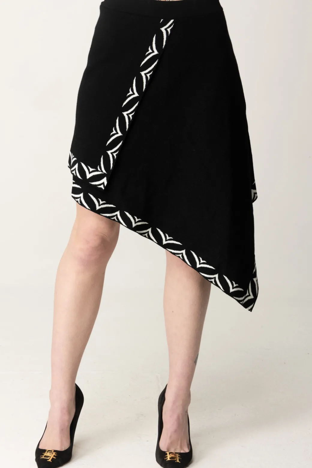 Akep Gonna a Portafoglio AsimmetricoNERO