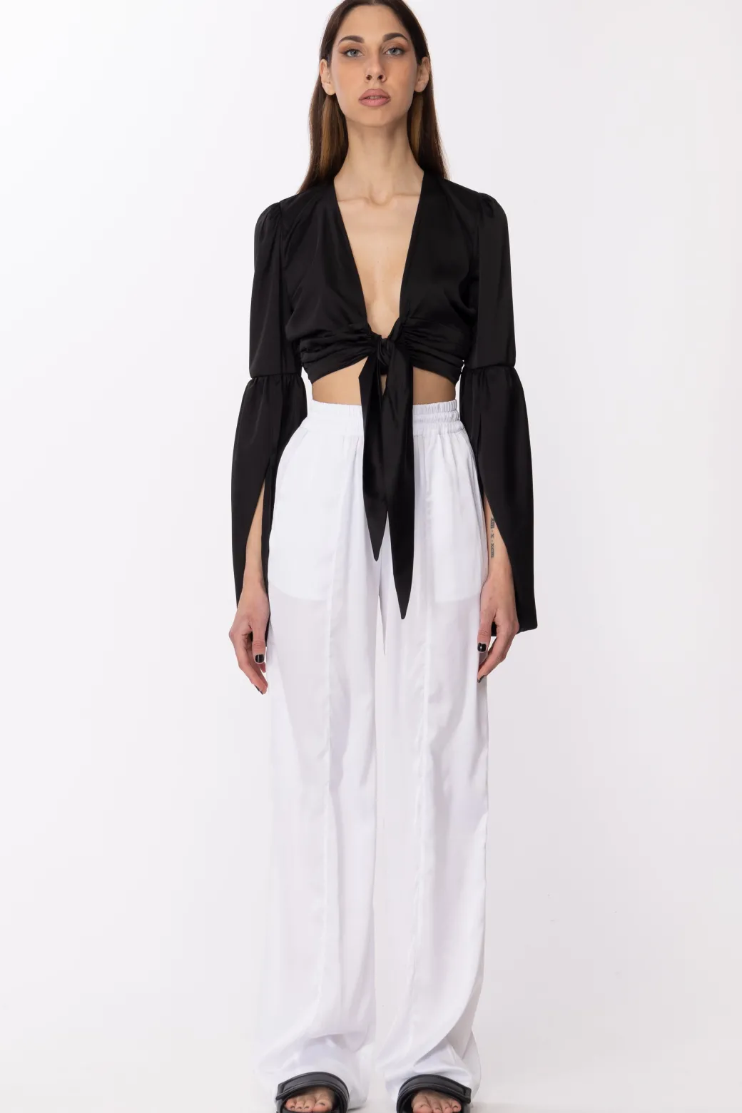 Aniye By Top Eda con Nodo e Scollo a VBLACK