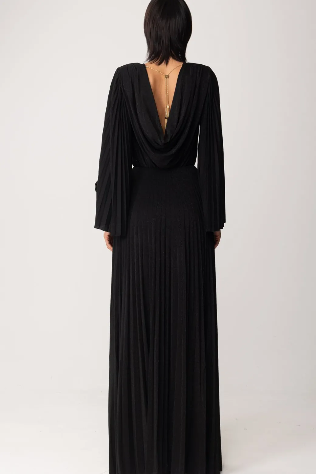 Elisabetta Franchi Abito Red Carpet con Scollo e Collana Sul RetroNERO