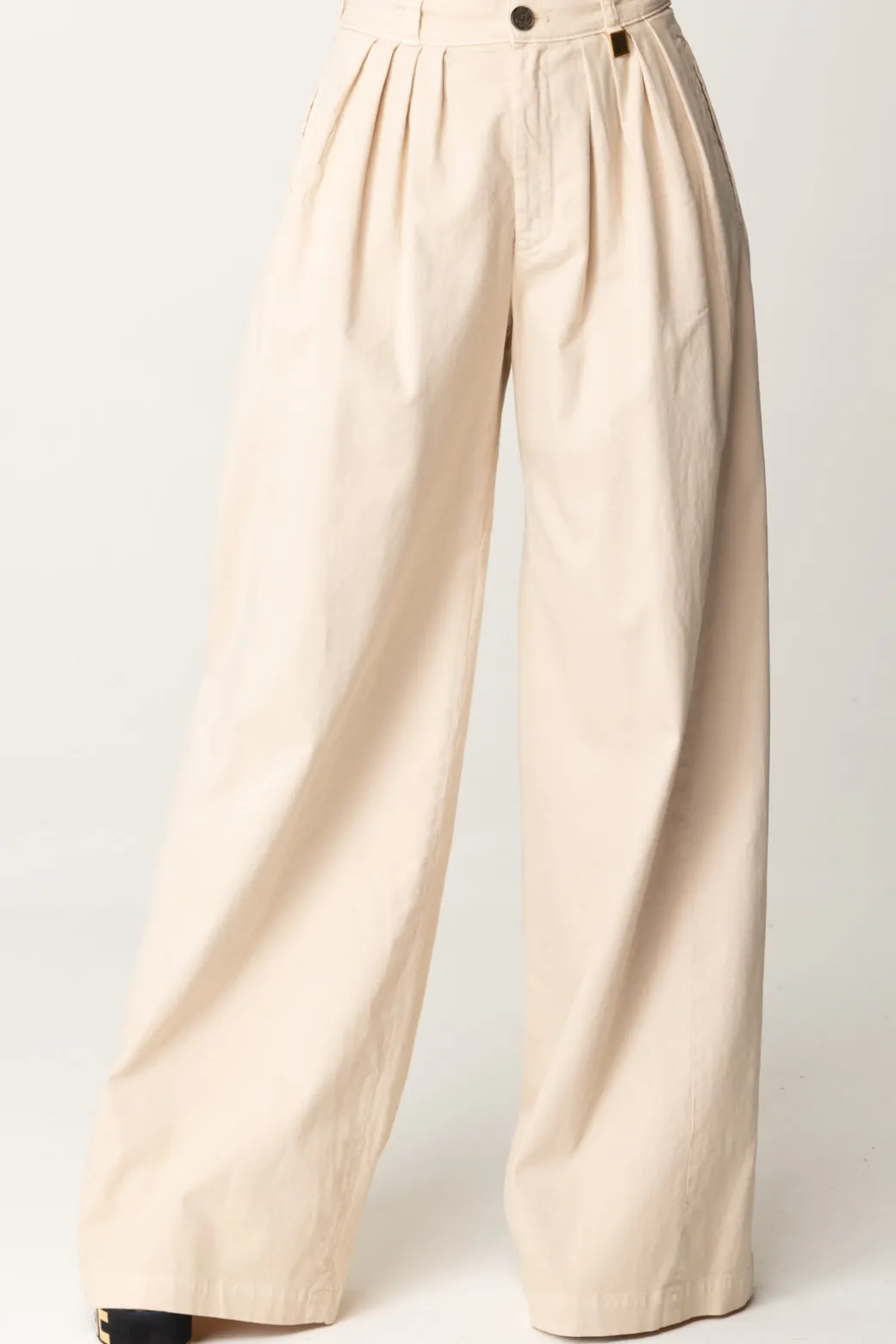 Elisabetta Franchi Jeans a Gamba Larga con PincesLATTICE