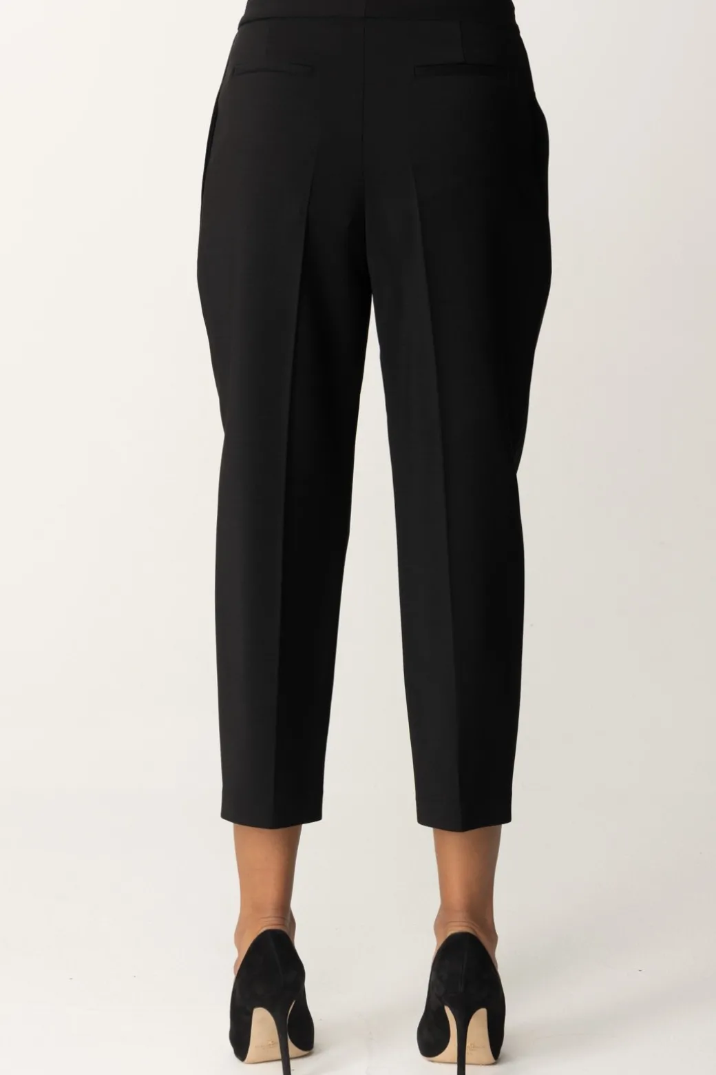 Elisabetta Franchi Pantaloni Crop In Fresco Lana con PincesNERO