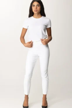 Elisabetta Franchi T-shirt con Ricamo Logo Sulla ManicaGESSO