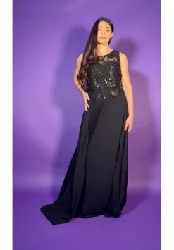 Fabiana Ferri Abito Lungo Plissettato con Canotta Ricamata RimovibileNERO