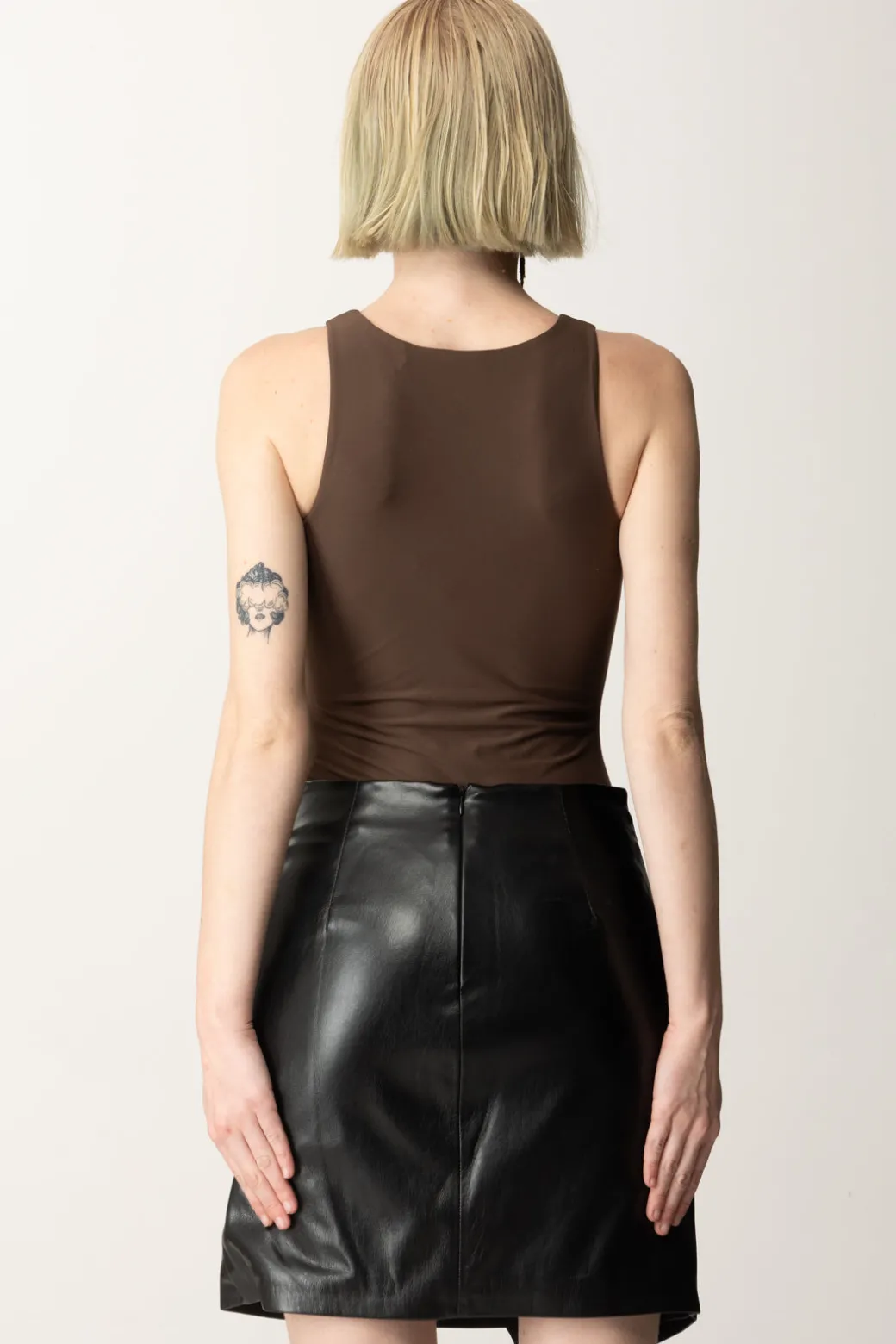 Guess Body Aderente SmanicatoDARK COFFEE