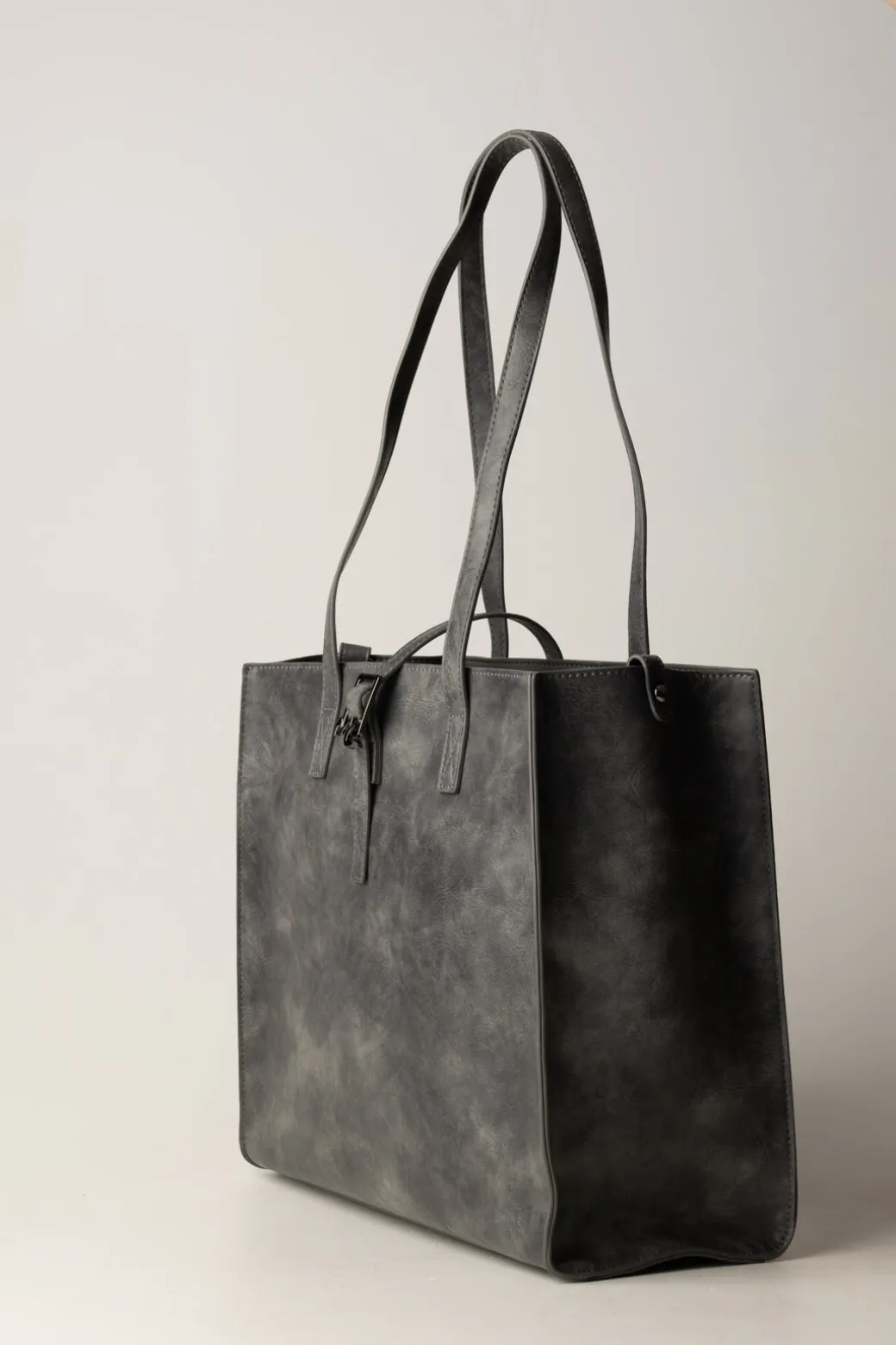 Manila Grace Borsa Felicia Media In Ecopelle MartellataIRON