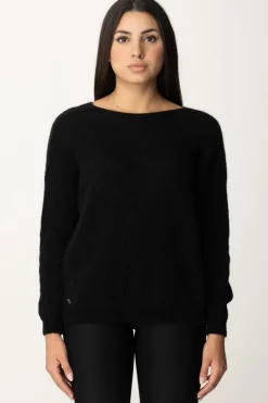 Manila Grace Maglione con Incrocio Sul RetroNERO