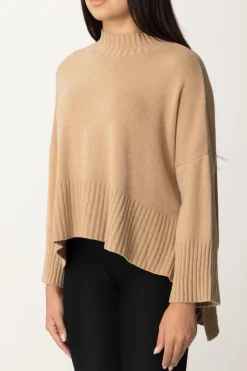 Meme Road Maglia Svasata con Spacchi LateraliCAMMELLO