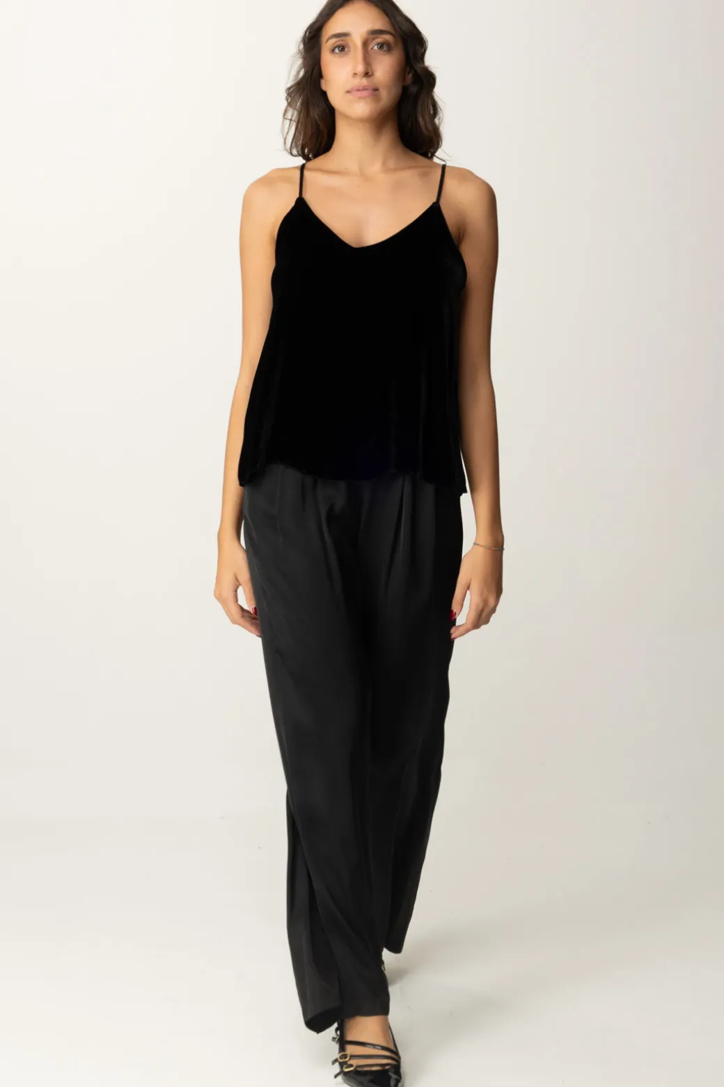 Meme Road Top In Velluto con Spalline SottiliNERO