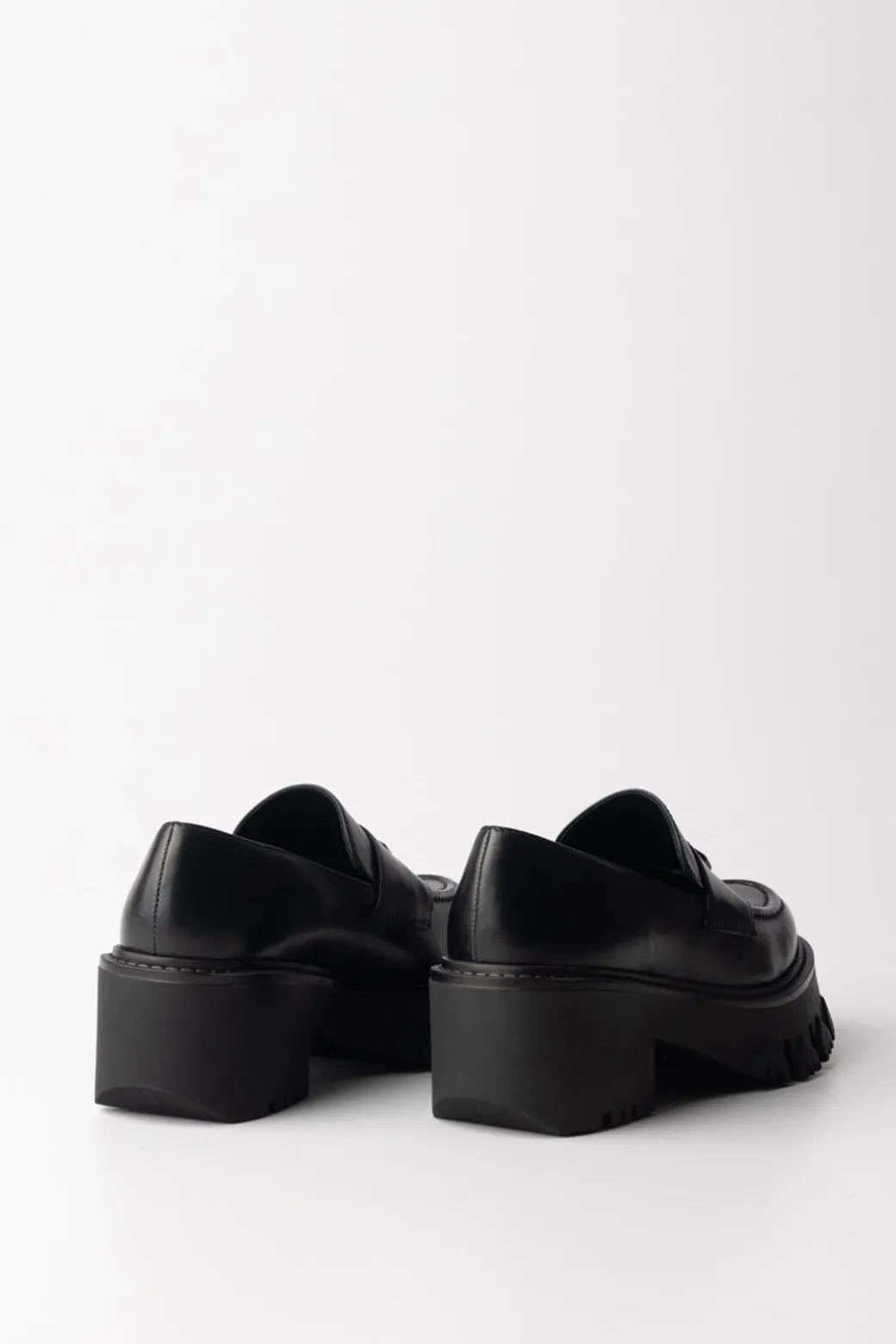 Patrizia Pepe Mocassini con Logo e Suola ChunkyNERO