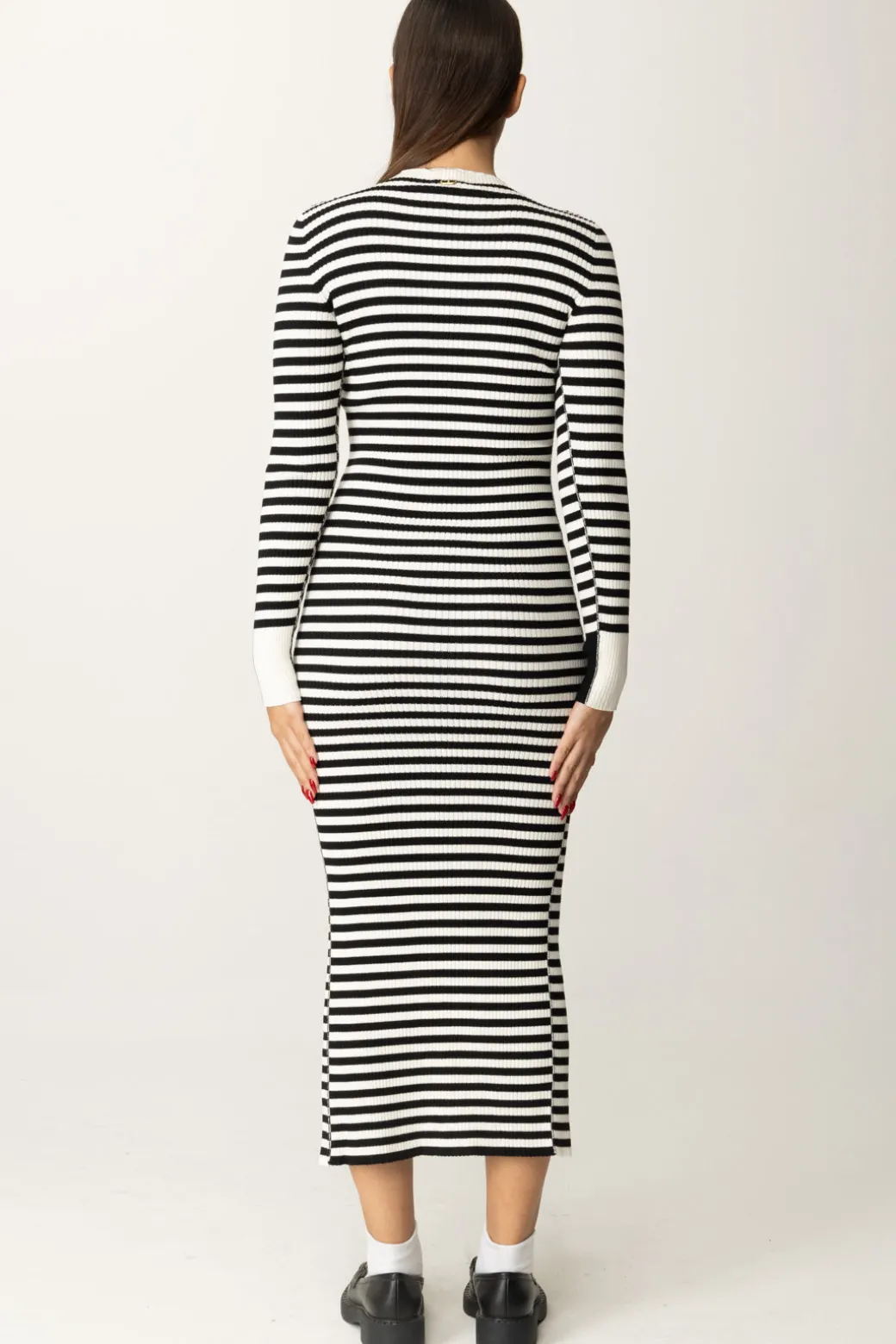 Twin-set Abito Lungo In Maglia a RigheBIC.NERO/NEVE