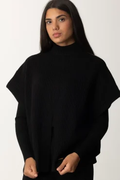 Twin-set Maglia a Poncho con SpacchiNERO