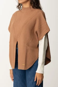 Twin-set Maglia a Poncho con SpacchiCARAMEL CAMEL