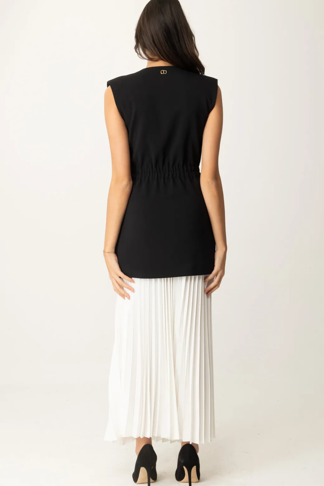 Twin-set Set Gilet e Gonna Lunga PlisséBIC.NERO/NEVE