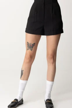 Twin-set Shorts In Crepe con RisvoltinoNERO